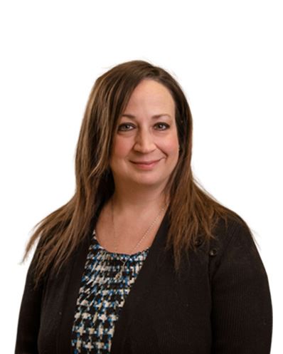katie felsch headshot